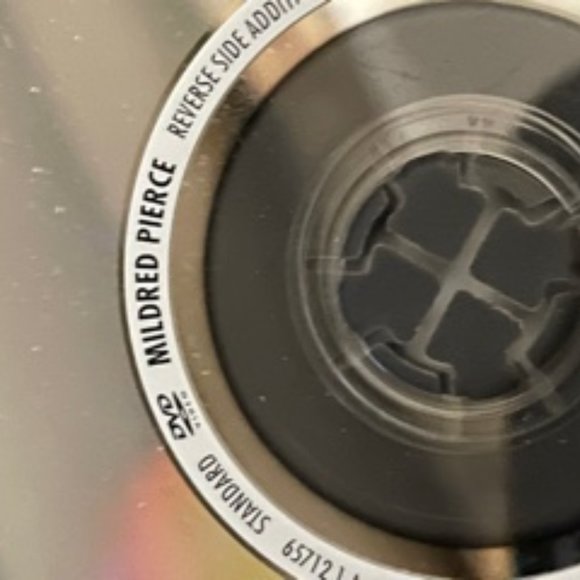 Joan Crawford DVD "Mildred Pierce" - Picture 6 of 7